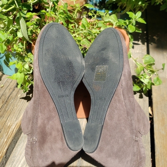 Dolce Vita Gwynn Suede Wedge Booties  10 - Picture 13 of 13